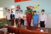 Ỏng Nguyễn Hoàng Anh - Giám đốc và ông Hồ Long Giang - Phó Giám đốc, Chủ tịch Công đoàn Cơ sở công ty Cảng Hàng không Phù Cát đến thăm và tặng quà