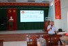 Đồng chí Phan Tuấn Kiệt báo cáo tại buổi truyền thông về Công tác trợ giúp xã hội với người cao tuổi tại xã Phước Thắng, huyện Tuy Phước.