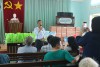 Ông Trần Đình Ký - Phó Chủ tịch Hội Bảo trợ bệnh nhân nghèo tỉnh Bình Định - chia sẻ thông tin của đoàn thiện nguyện