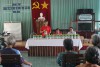 Ông Phan Minh Tùng - Phó Chủ tịch Hội chữ thập đỏ tỉnh Bình Định - đại diện Hội đến thăm và tặng quà cho người cao tuổi tại Trung tâm