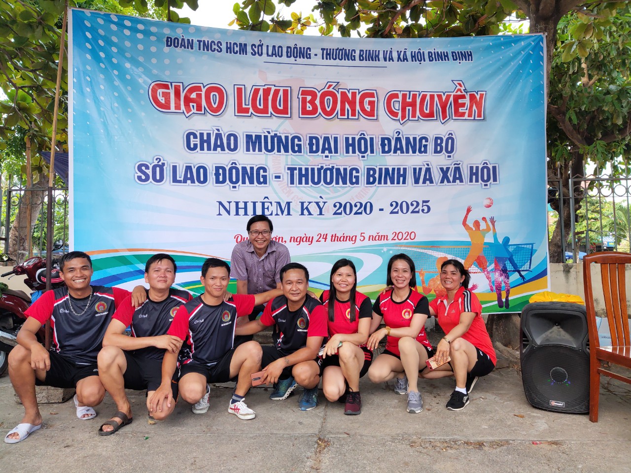 đội bóng chuyền 02